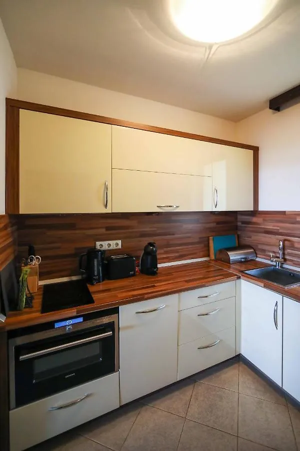 Lake View House Bansko 0*,